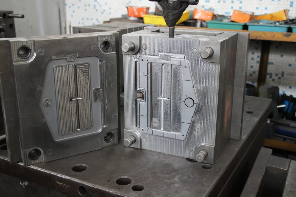 11. Mold design and manufacturing copy